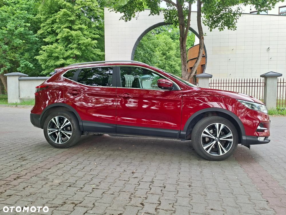 Nissan Qashqai 1.6 DIG-T N-Connecta - 2