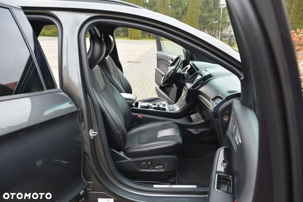 Ford Edge 2.0 EcoBlue Bi-Turbo 4x4 ST-LINE - 19
