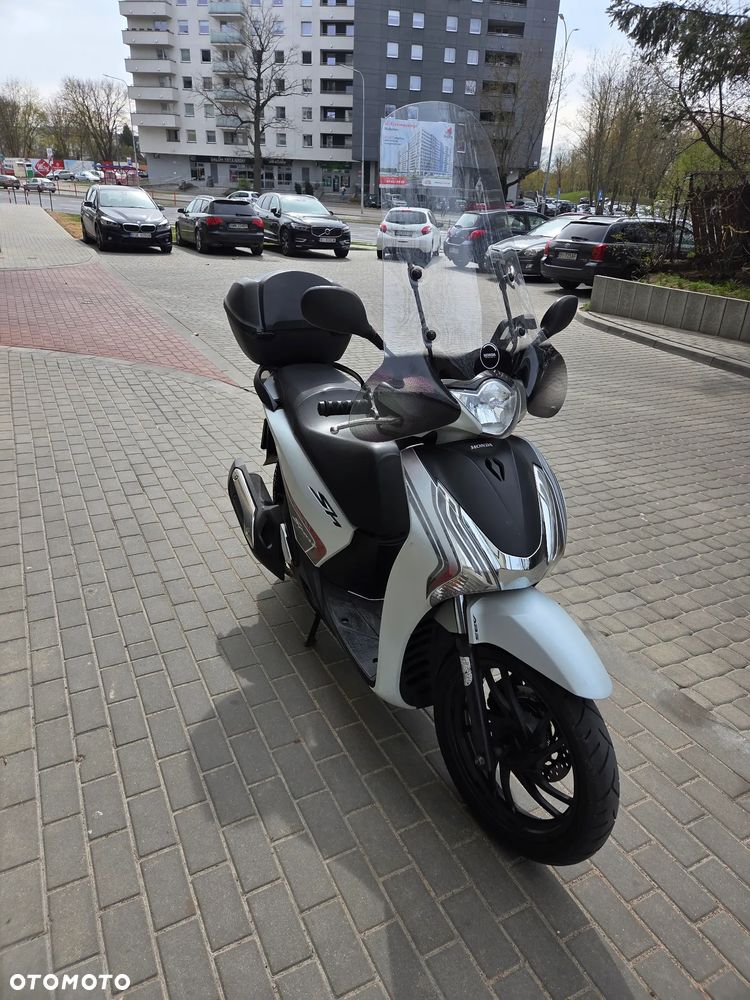 Honda SH - 4