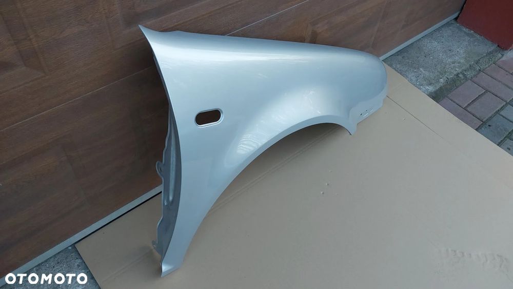 VW Bora 1998-2005 Błotnik Przód Lewy Prawy  Lb7z  Srebrny - 4