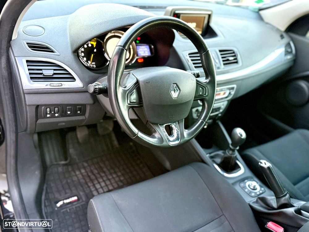 Renault Mégane 1.2 TCE Limited SS - 4