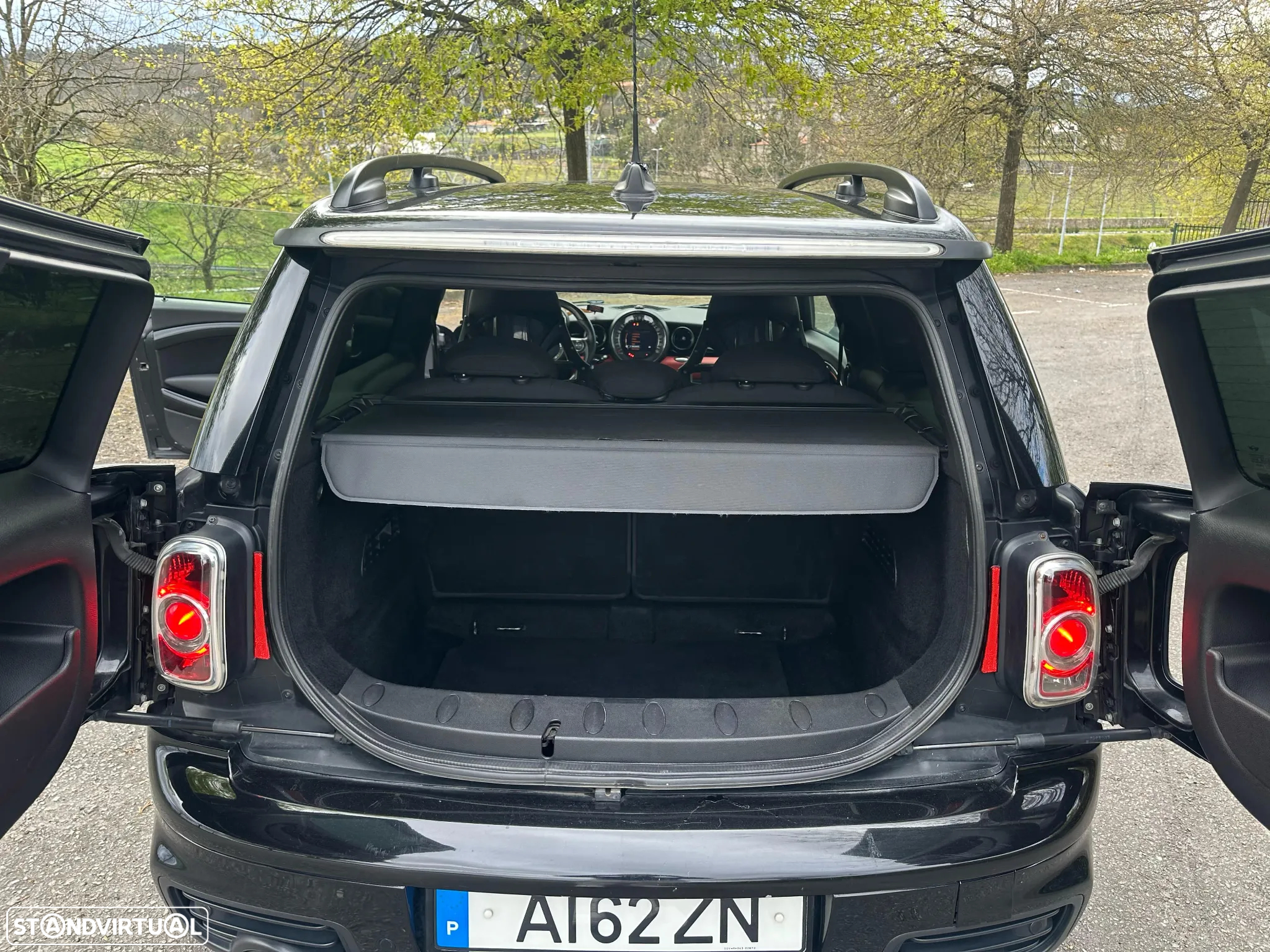 MINI Clubman John Cooper Works Auto - 29
