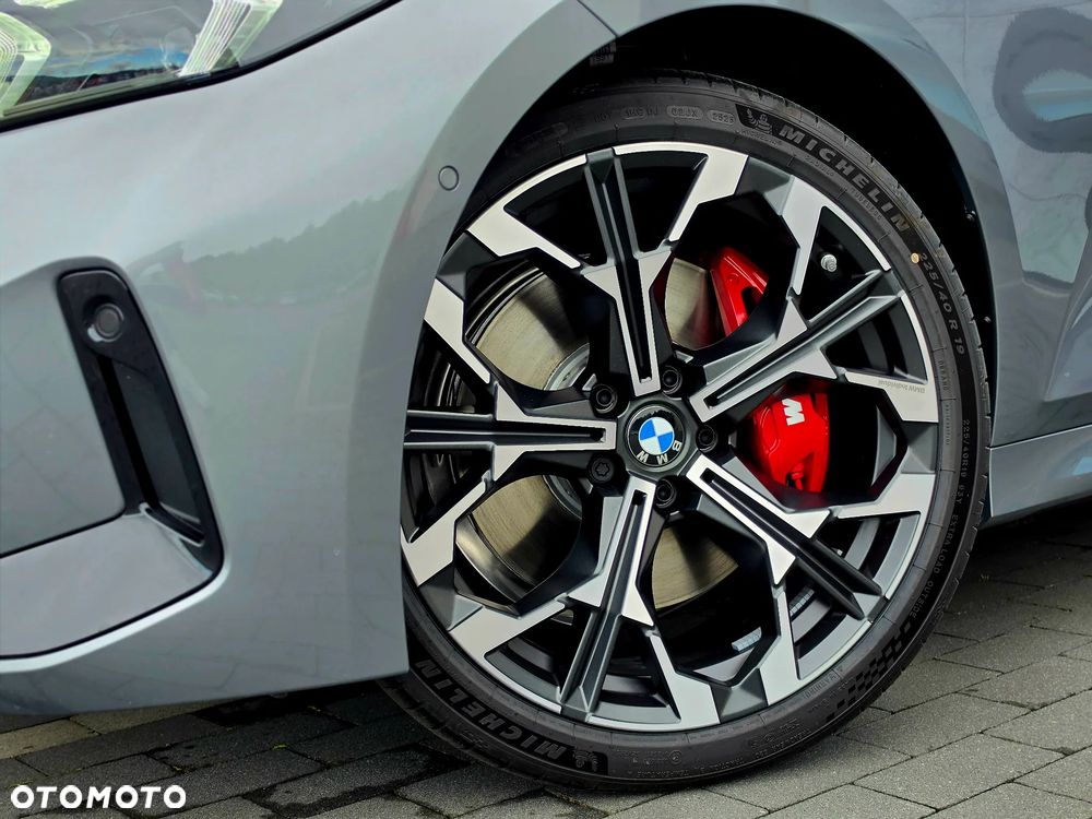 BMW Seria 3 330i xDrive M Sport sport - 16