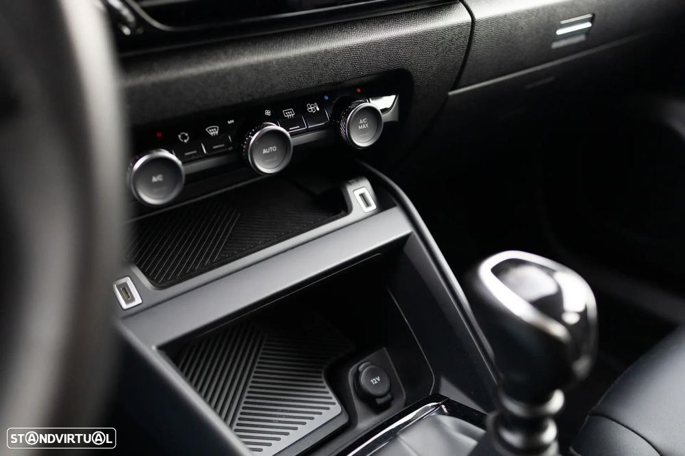 Citroën C4 1.2 PureTech Shine - 29