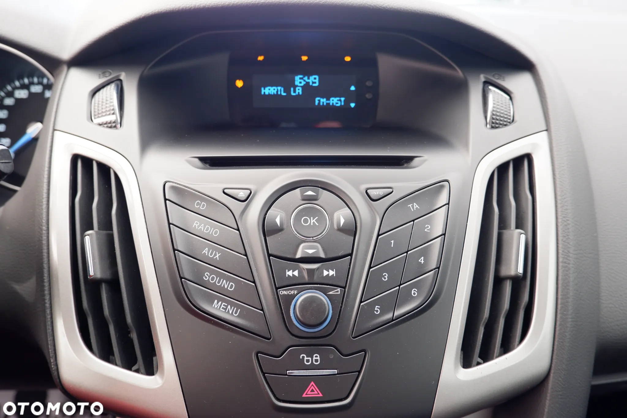 Ford Focus - 19