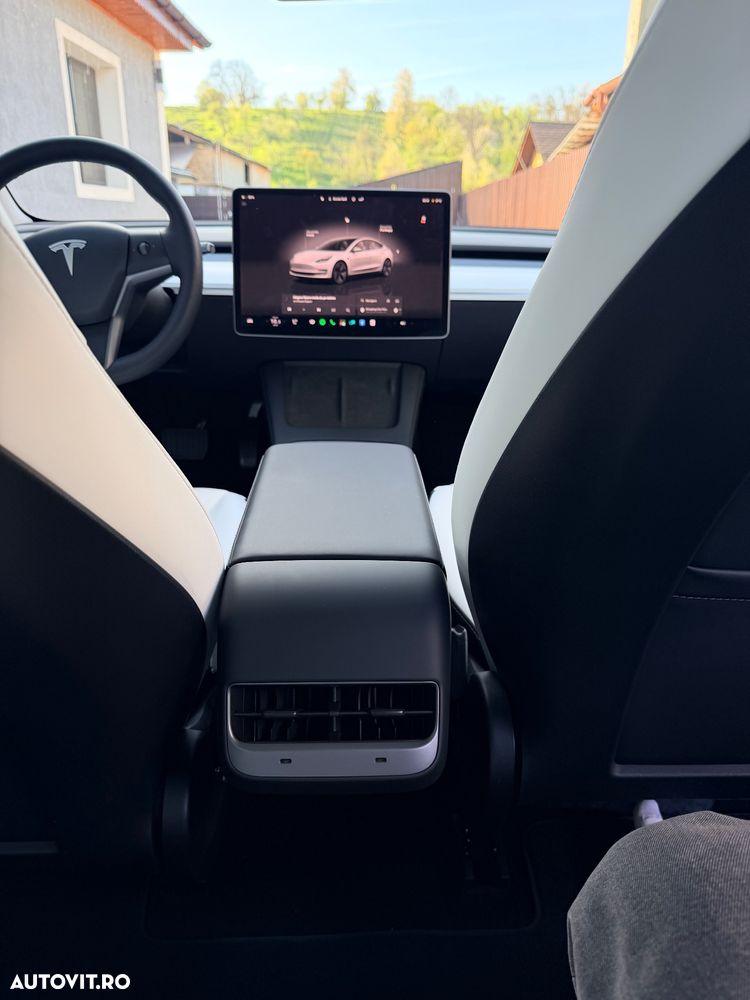 Tesla Model 3 Langstreckenbatterie Allradantrieb Dual Motor - 24