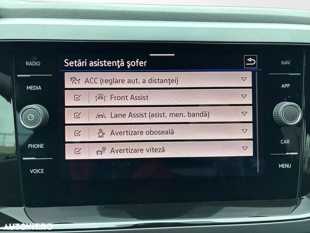 Volkswagen Taigo 1.5 TSI DSG R-Line - 12