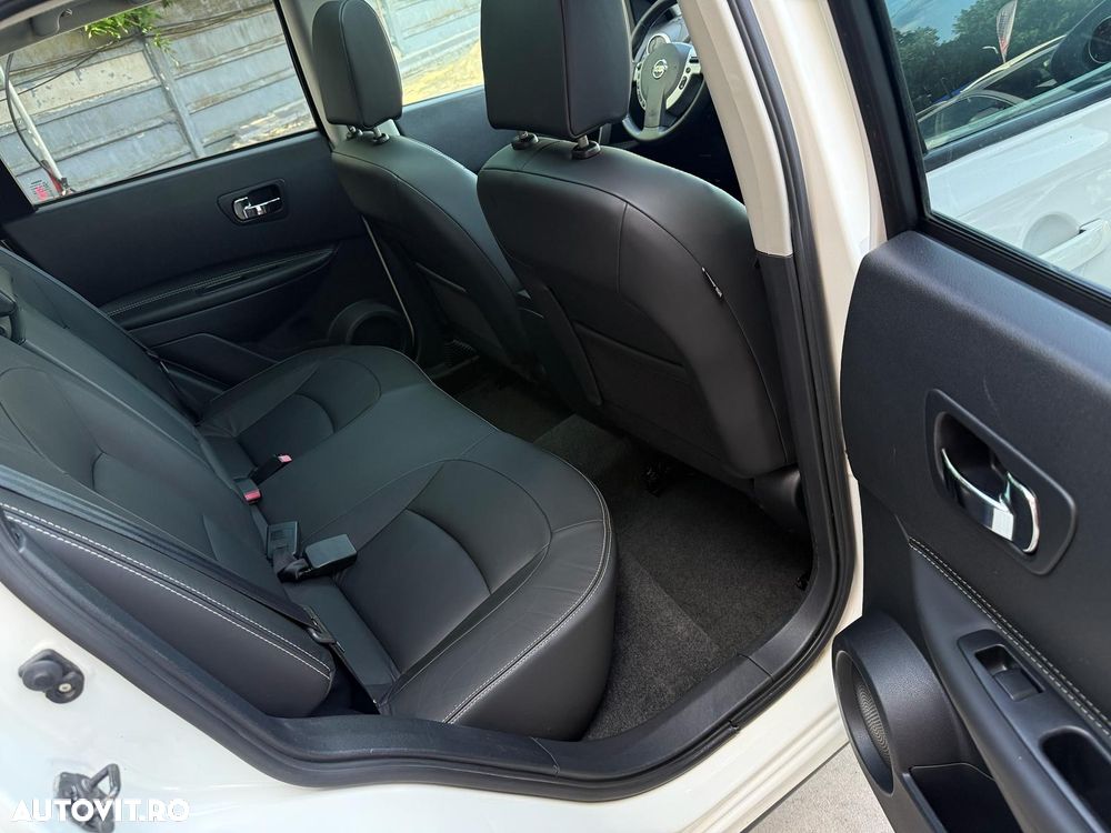 Nissan Qashqai 2.0 dCi DPF tekna - 18
