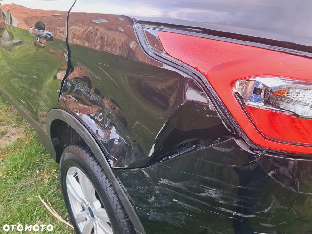 Ford Kuga 1.5 EcoBoost 2x4 Cool & Connect - 9