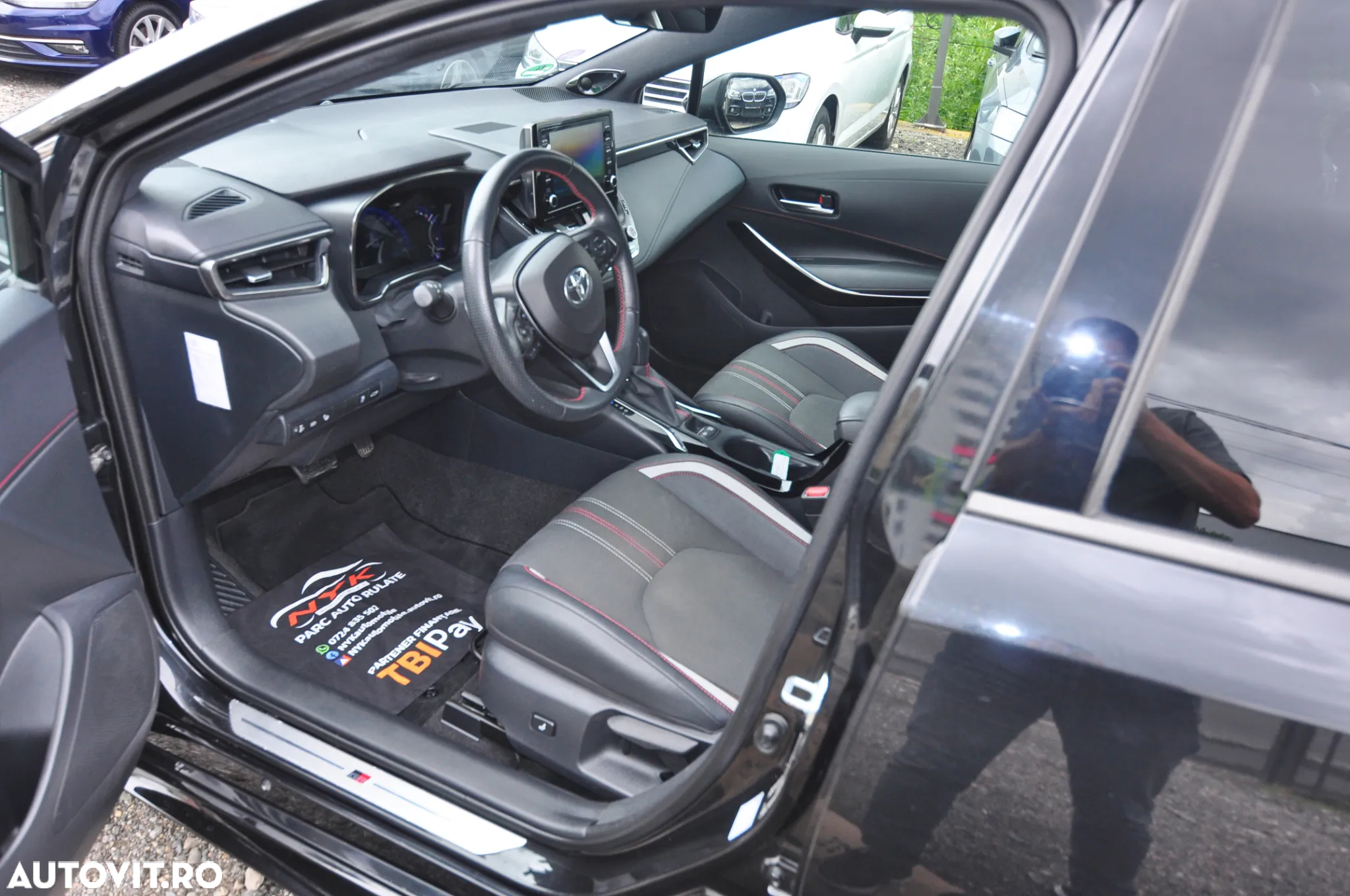 Toyota Corolla 2.0 Hybrid GR Sport - 6