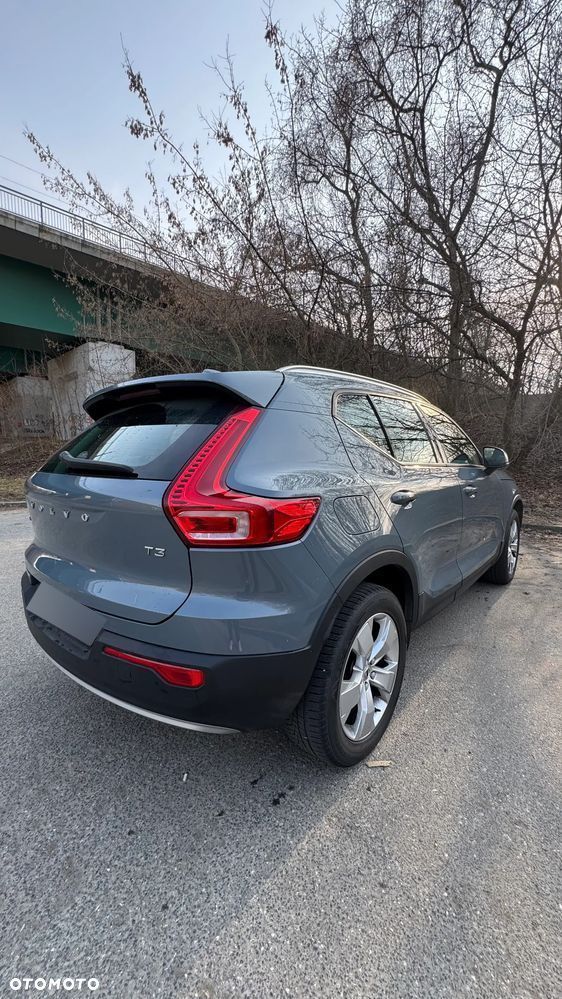 Volvo XC 40 - 3