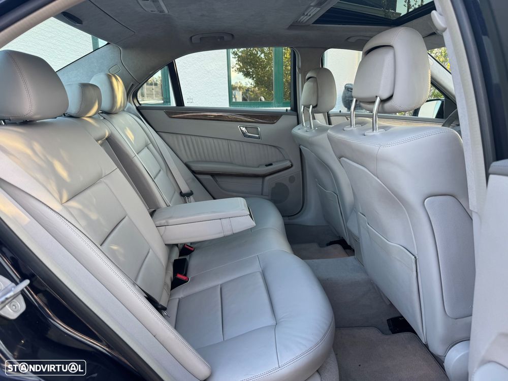 Mercedes-Benz E 200 CGI Elegance BlueEfficiency - 39
