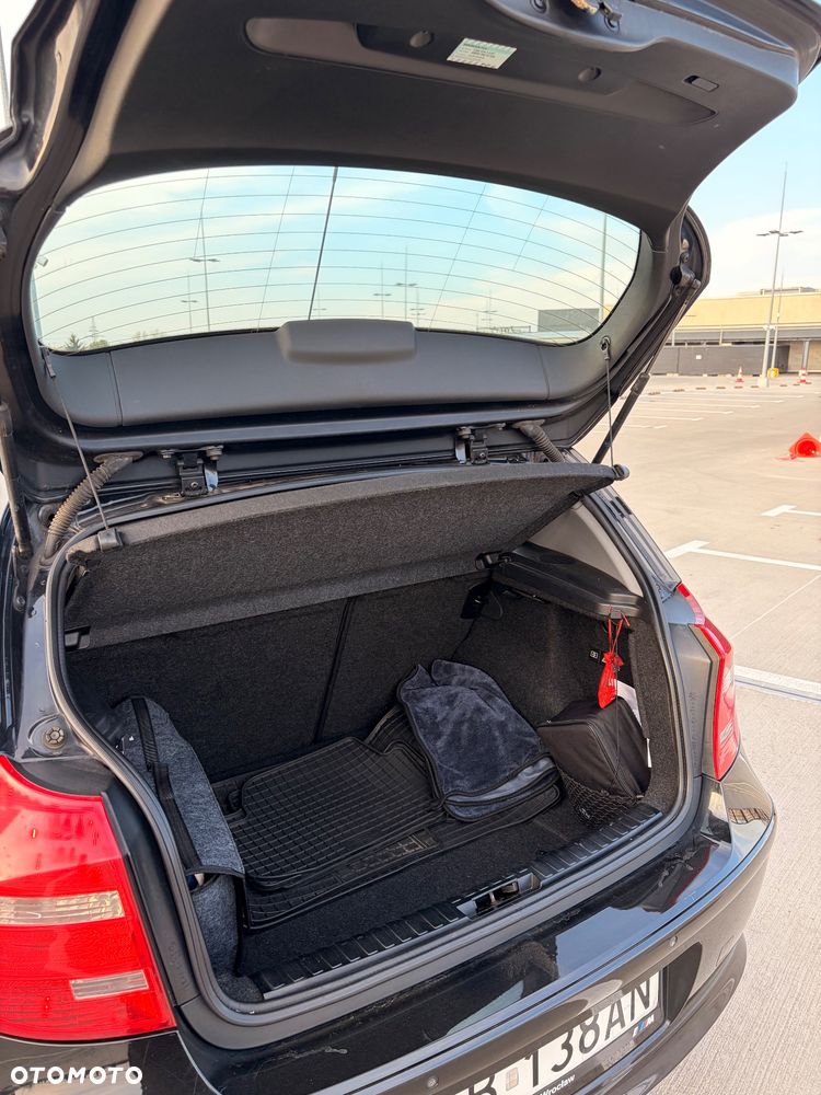 BMW Seria 1 - 25
