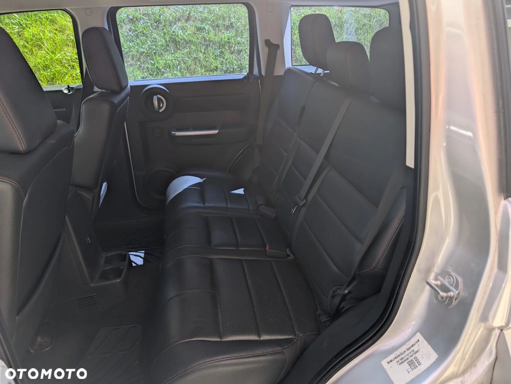 Dodge Nitro 4.0 Automatik R/T - 23