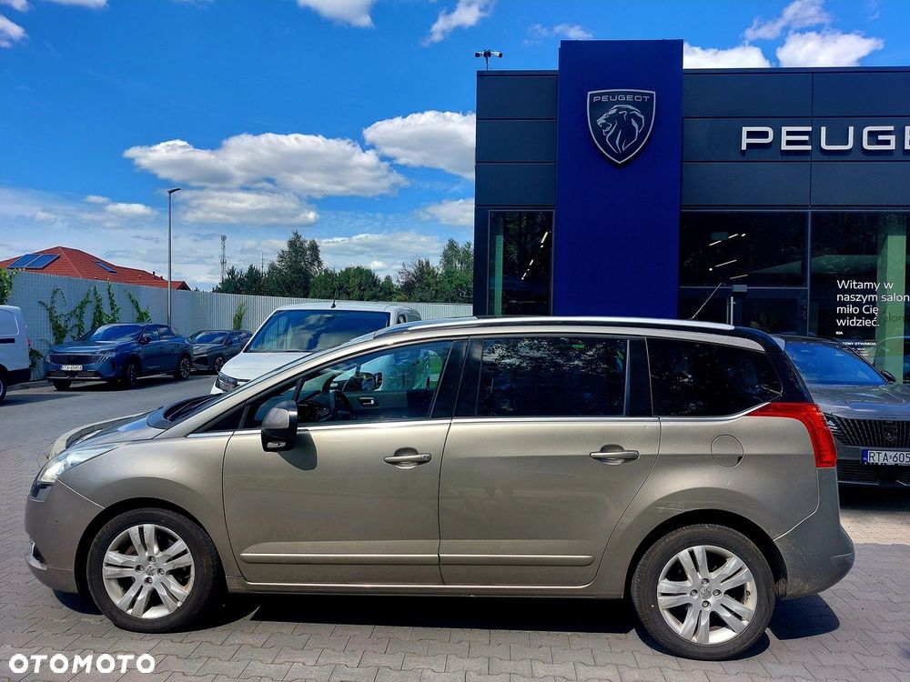 Peugeot 5008 2.0 HDi Premium + - 2