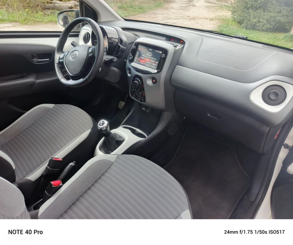 Toyota Aygo 1.0 VVT-i JBL Edition - 15