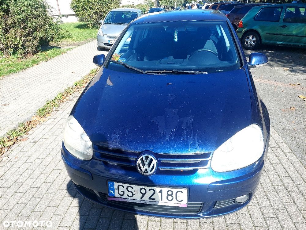 Volkswagen Golf - 1