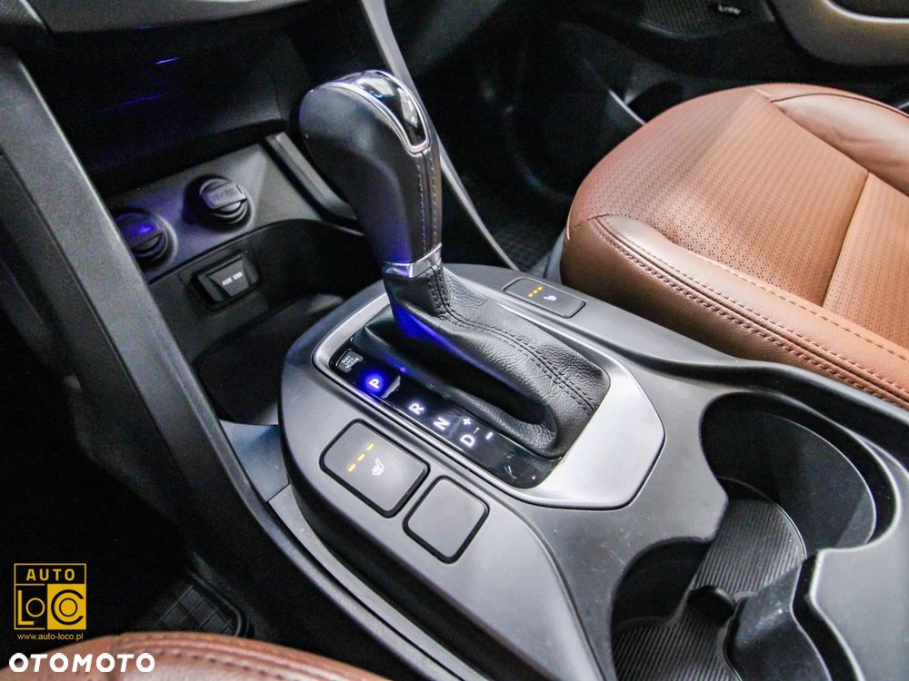 Hyundai Santa Fe 2.0 T Sport Utility - 23