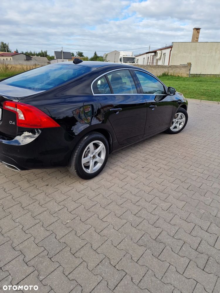 Volvo S60 D4 Drive-E Momentum - 6