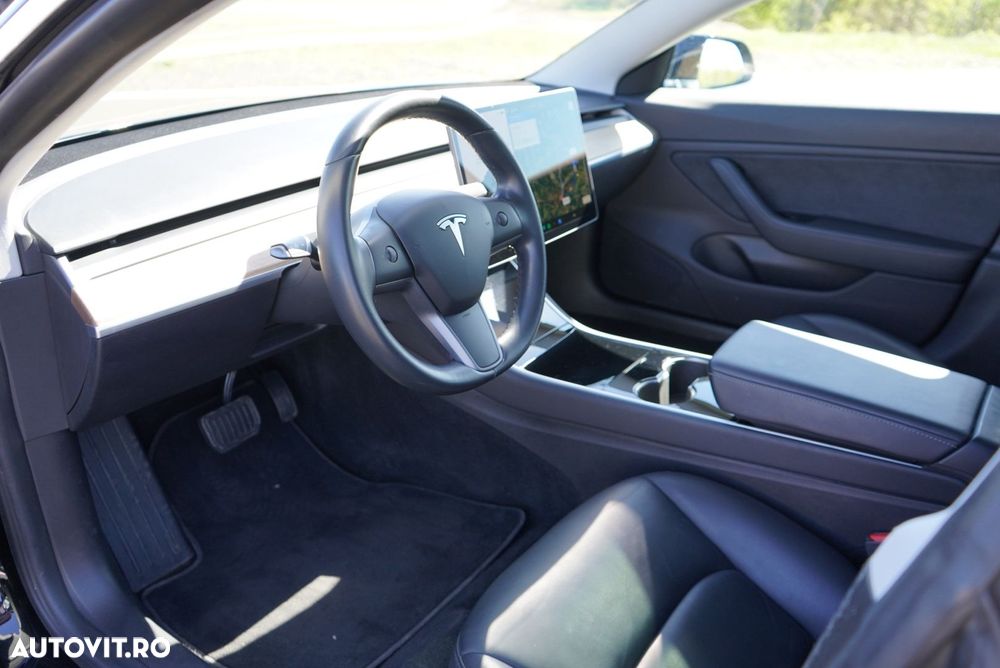 Tesla Model 3 Langstreckenbatterie Allradantrieb Dual Motor - 23