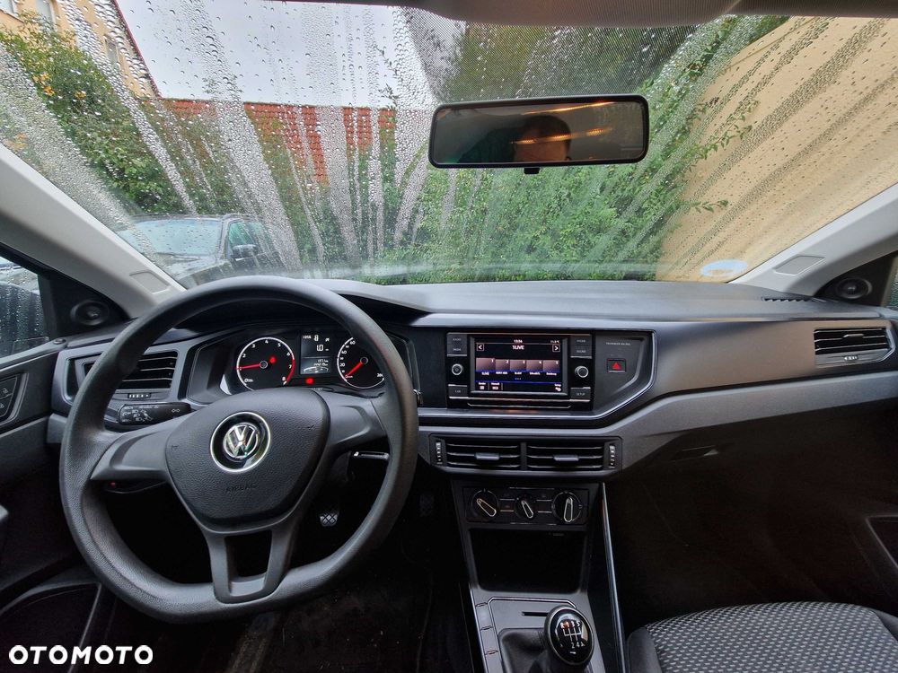 Volkswagen Polo - 4