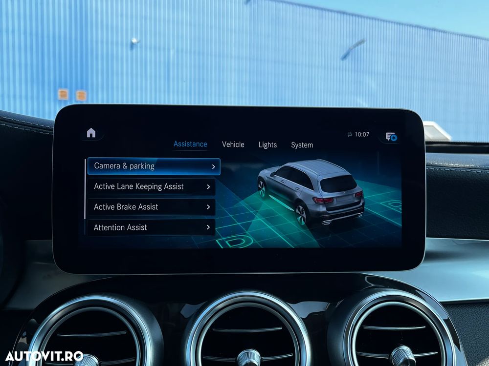 Mercedes-Benz GLC 300 4MATIC MHEV - 27