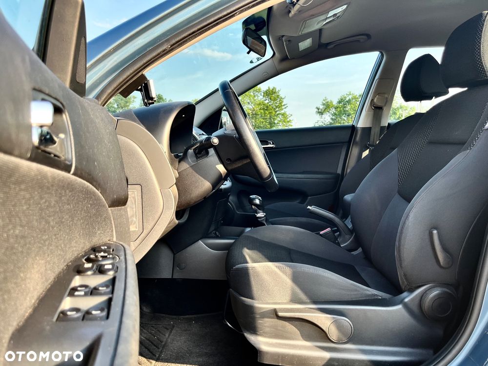 Hyundai i30 i30cw 1.4 FIFA WM Edition - 23
