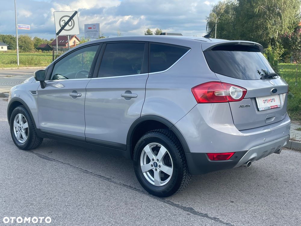 Ford Kuga 2.0 TDCi 2x4 Champions Edition - 24