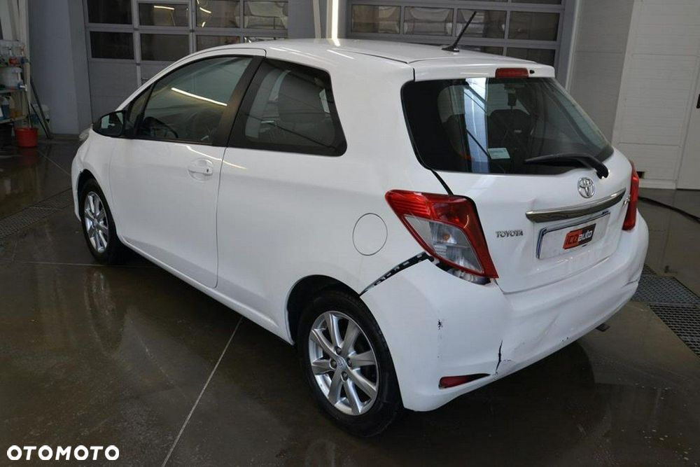 Toyota Yaris - 5