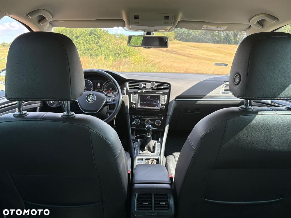 Volkswagen Golf 1.6 TDI BlueMotion Trendline - 4