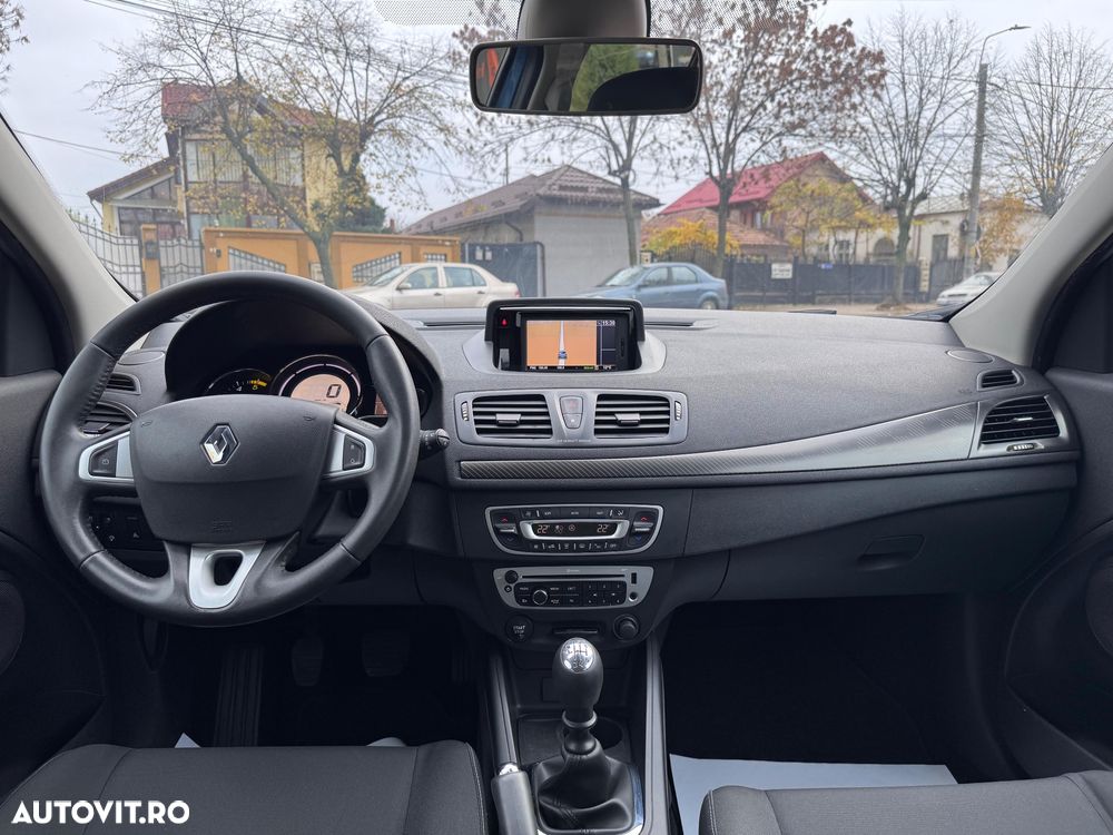 Renault Megane ENERGY dCi 110 Start & Stop Paris Business - 10