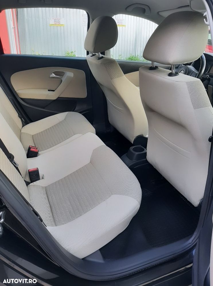 Volkswagen Polo 1.2 Comfortline - 9