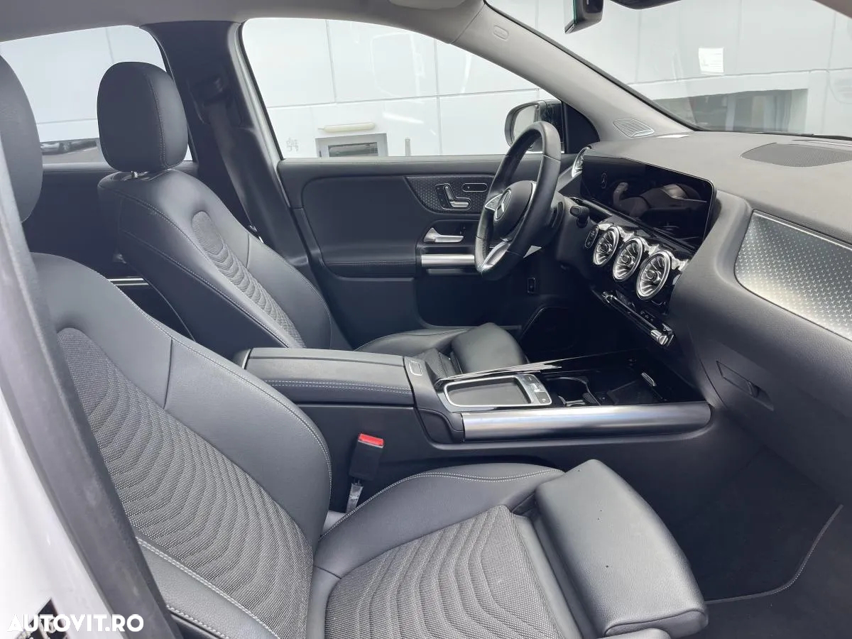 Mercedes-Benz GLA 200 d 4MATIC Aut. - 12