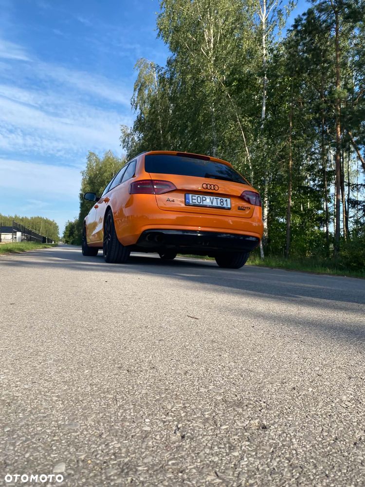 Audi A4 Avant 2.0 TDI Quattro Line - 14