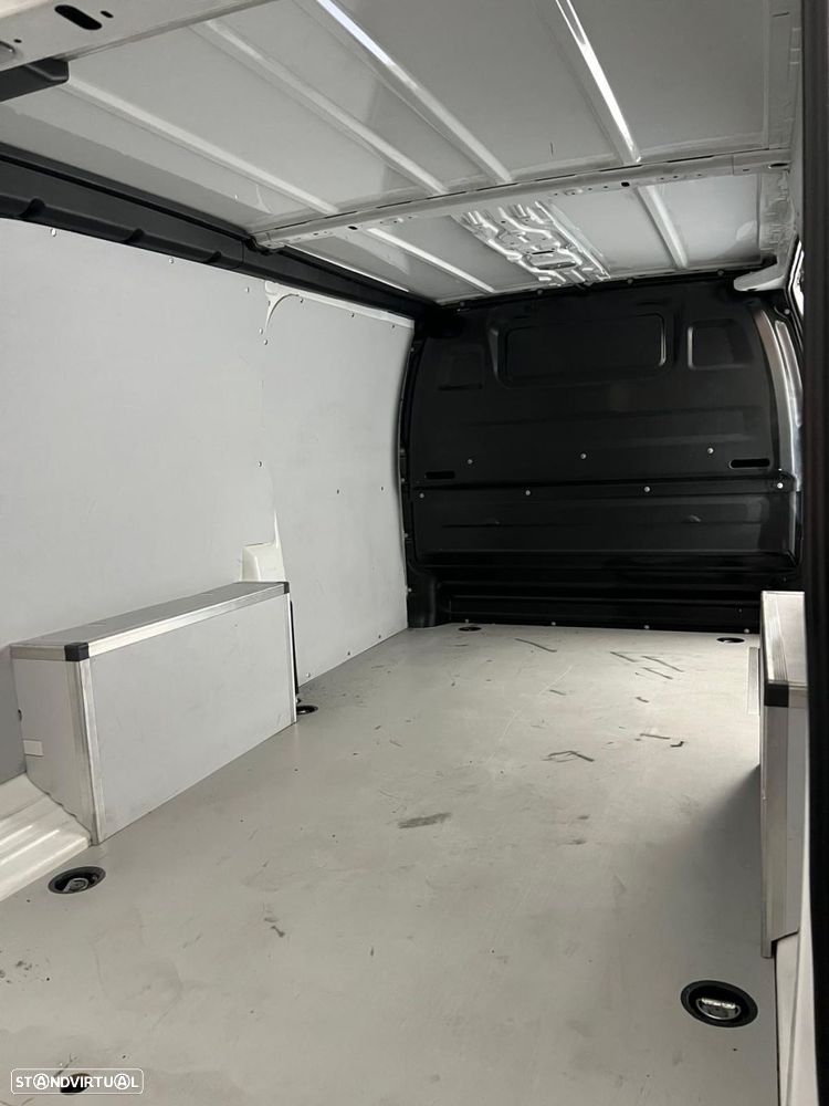 Citroën Jumpy 2.0 BlueHDi XL Semi-Vidrado - 15