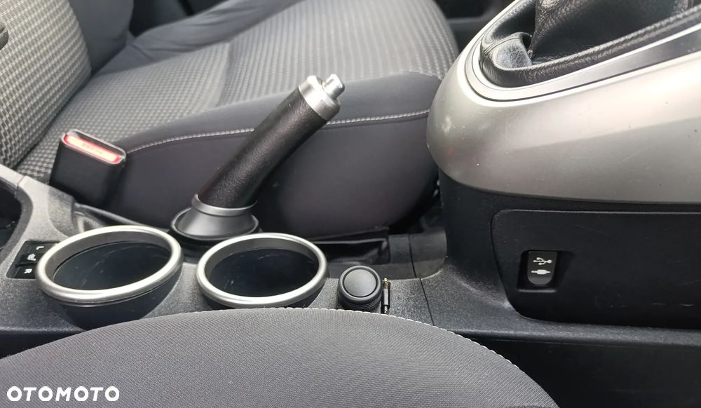 Toyota Verso 1.8 Sol plus NAVI 7os - 21