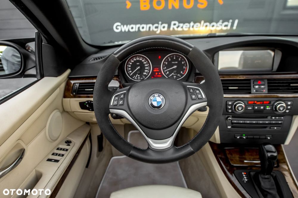 BMW Seria 3 325i Cabrio Edition Exclusive - 30
