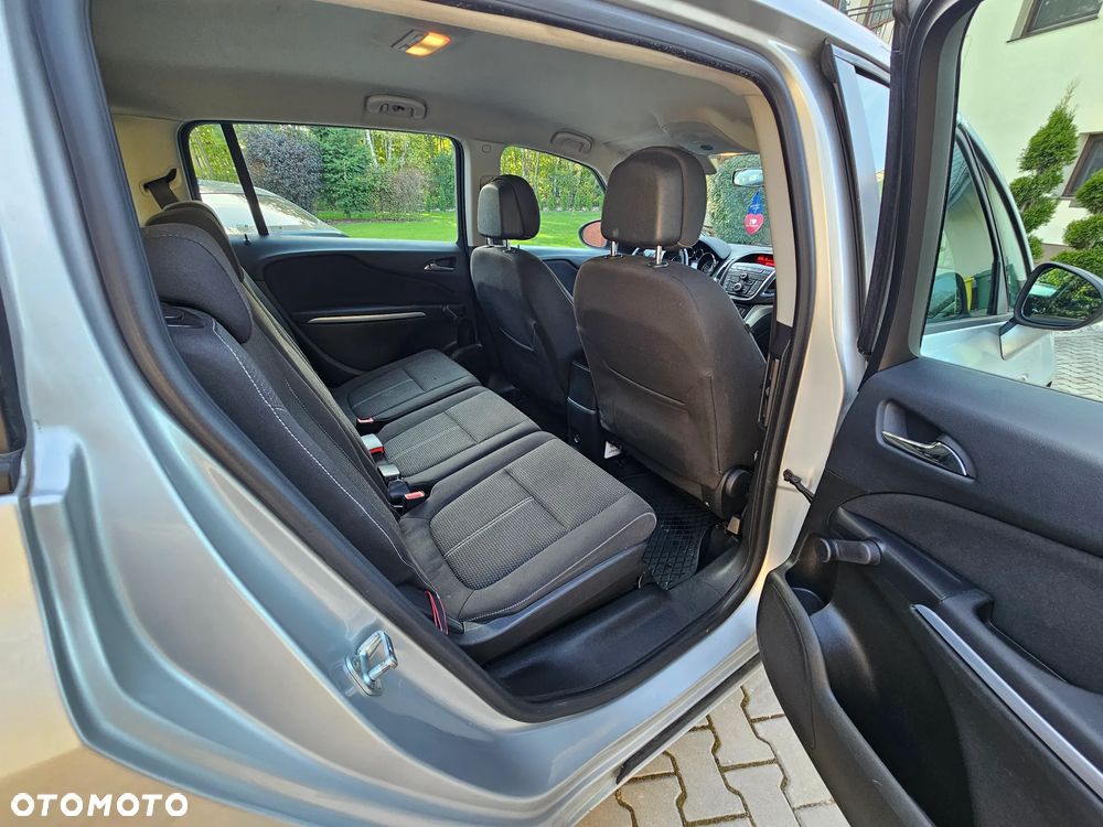 Opel Zafira - 8