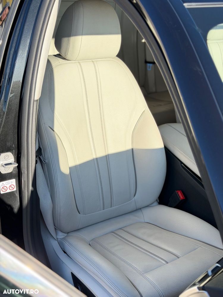 BMW Seria 5 530i xDrive AT - 34