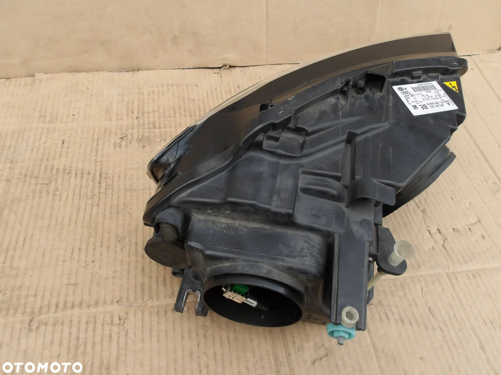 LAMPA LEWY PRZOD AUDI A3 8P LIFT BI XENON 8P0941003BE - 9