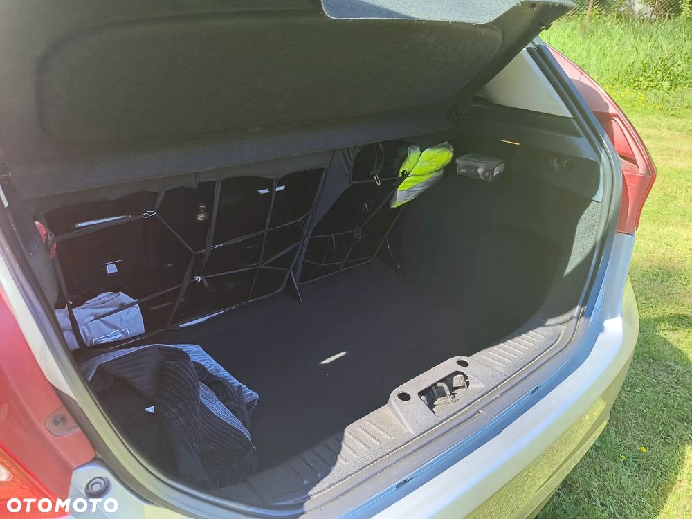 Ford Fiesta 1.25 Ambiente - 8