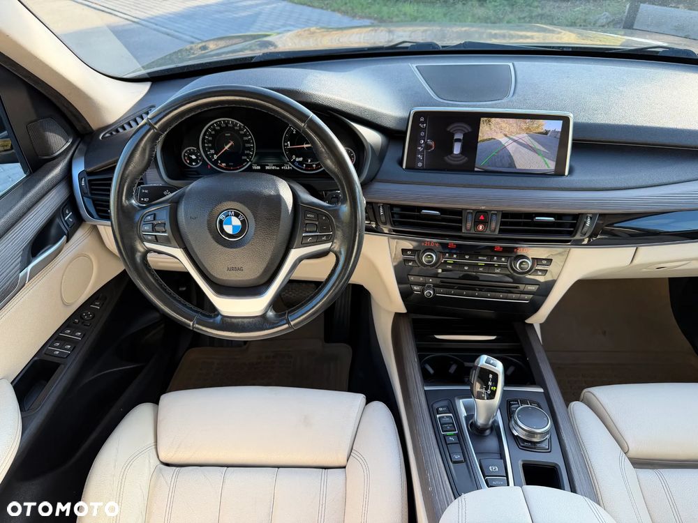 BMW X5 xDrive25d - 17
