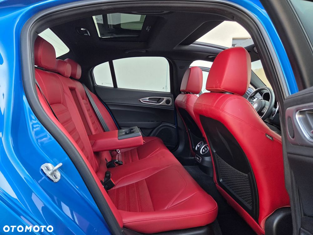Alfa Romeo Giulia 2.0 Turbo Veloce TI Q4 - 31