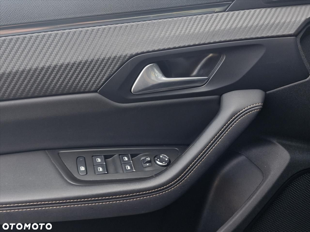 Peugeot 508 1.6 PureTech GT Line S&S EAT8 - 17