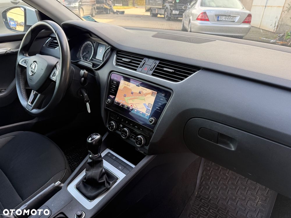 Skoda Octavia 1.6 TDI SCR Style - 11