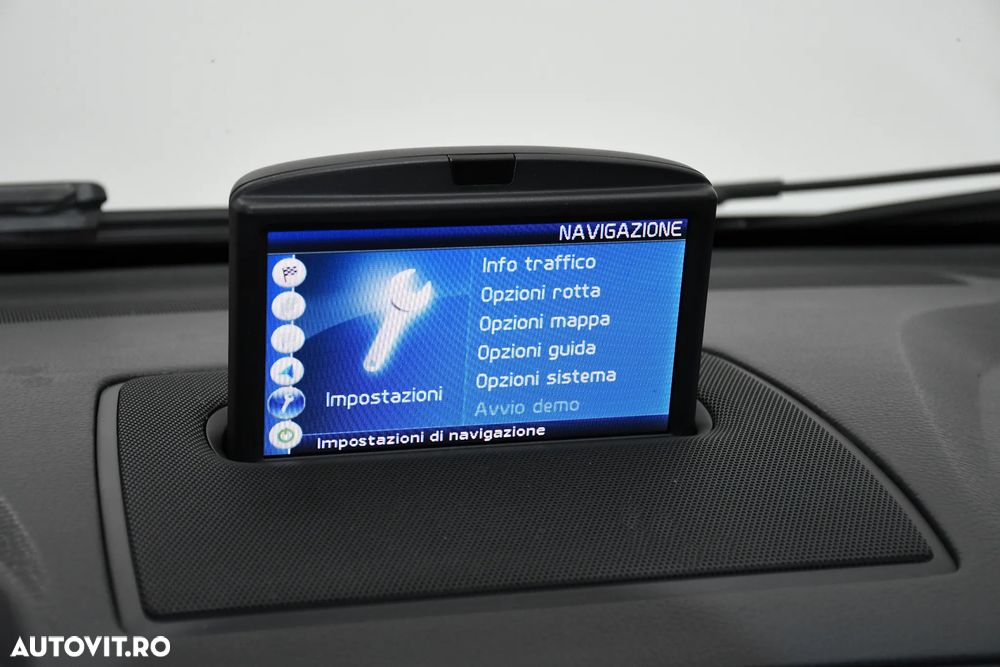 Volvo XC 90 D5 AWD Geartonic RDesign - 24