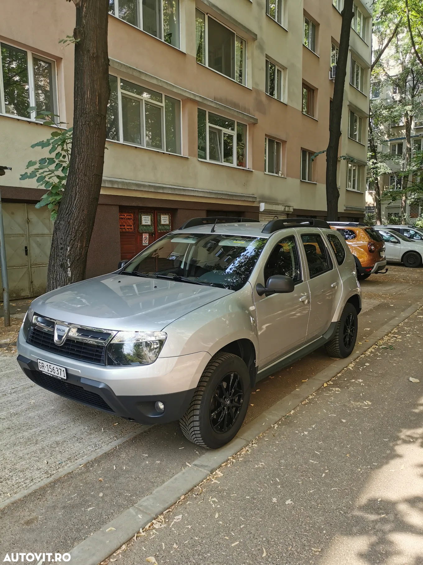 Dacia Duster 1.6 4x4 Laureate - 3