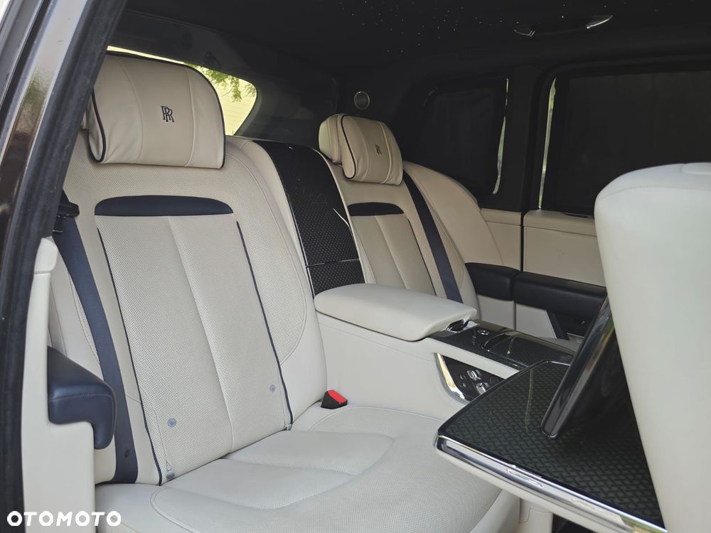 Rolls-Royce Cullinan - 21
