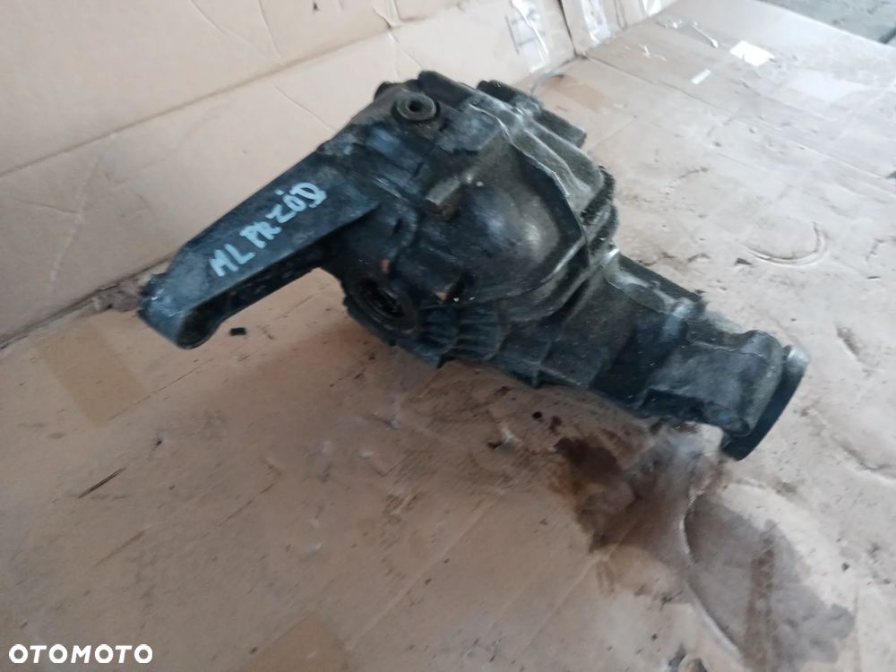 Most Dyfer przod Mercedes W163 4460-310-010 - 3