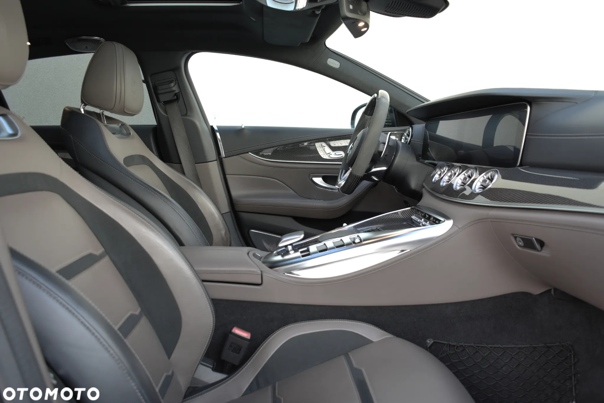 Mercedes-Benz AMG GT 63 S 4-Matic+ - 17